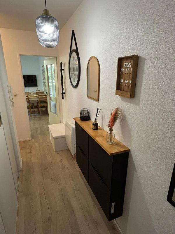 Chambre - 9 m² - 1 pièce