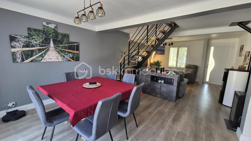 Maison - 118 m² - 6 pièces