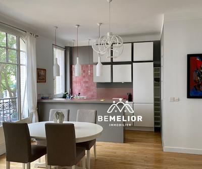 Appartement - 259 m² - 10 pièces