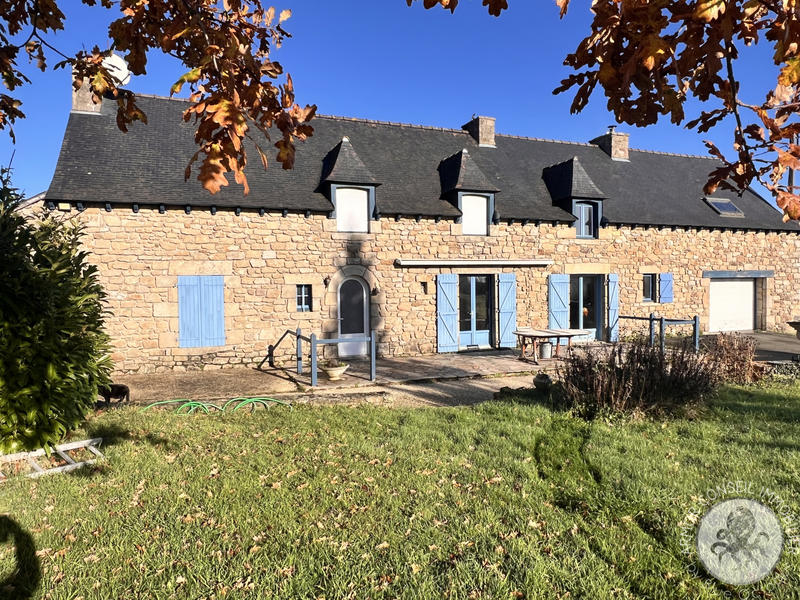 Maison - 144 m² - 4 pièces