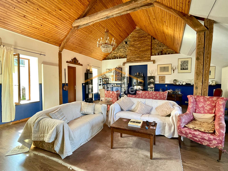 Maison - 152 m² - 5 pièces