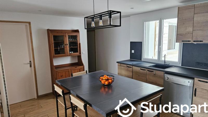 Appartement - 75 m² - 3 pièces