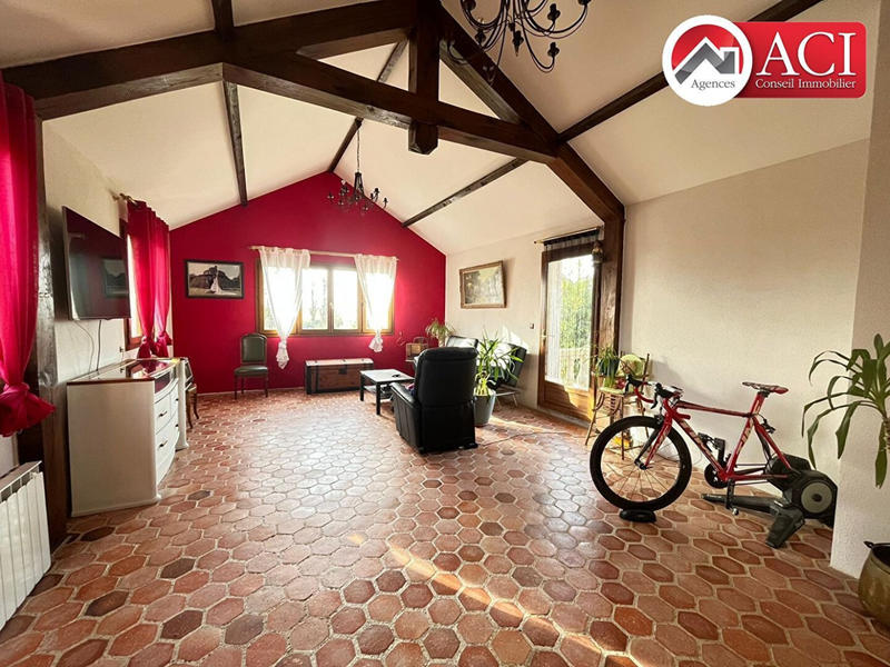 Maison - 118 m² - 7 pièces