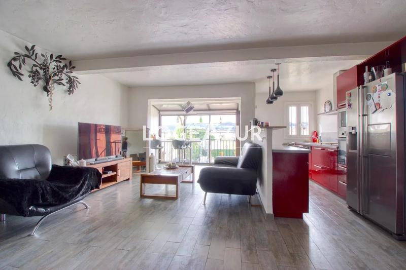 Maison - 106 m² - 4 pièces