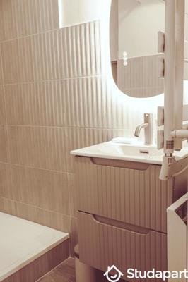 Chambre - 10 m² - 1 pièce