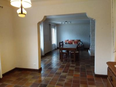 Maison - 198 m² - 8 pièces