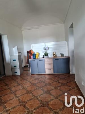 Maison - 370 m² - 9 pièces