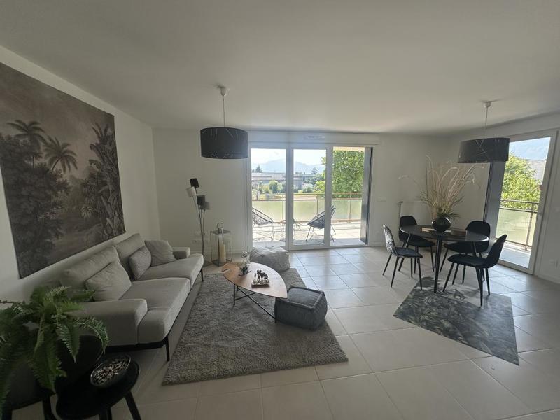 Appartement - 88 m² - 4 pièces