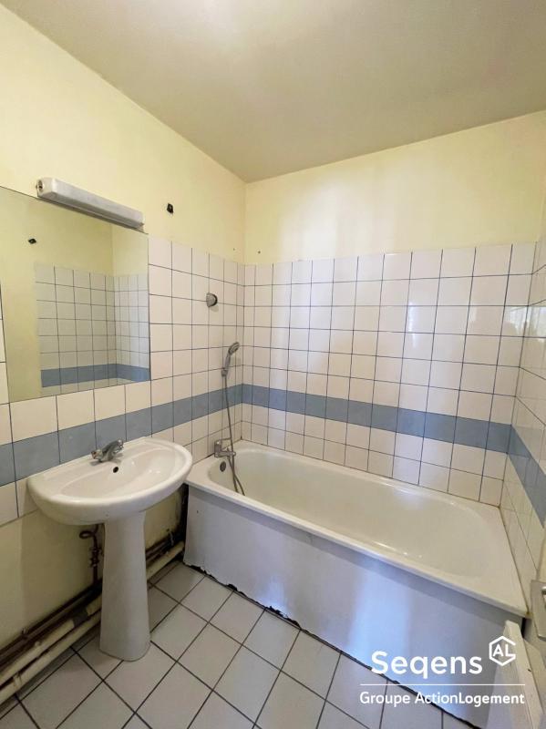 Appartement - 83 m² - 4 pièces