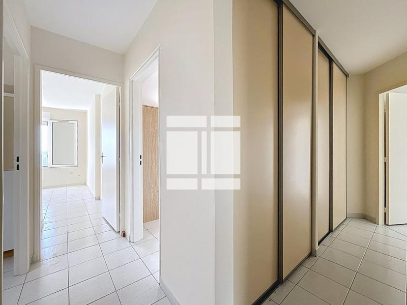 Appartement - 94 m² - 4 pièces