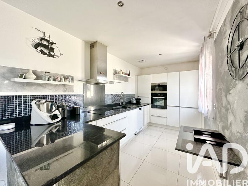 Maison - 150 m² - 7 pièces