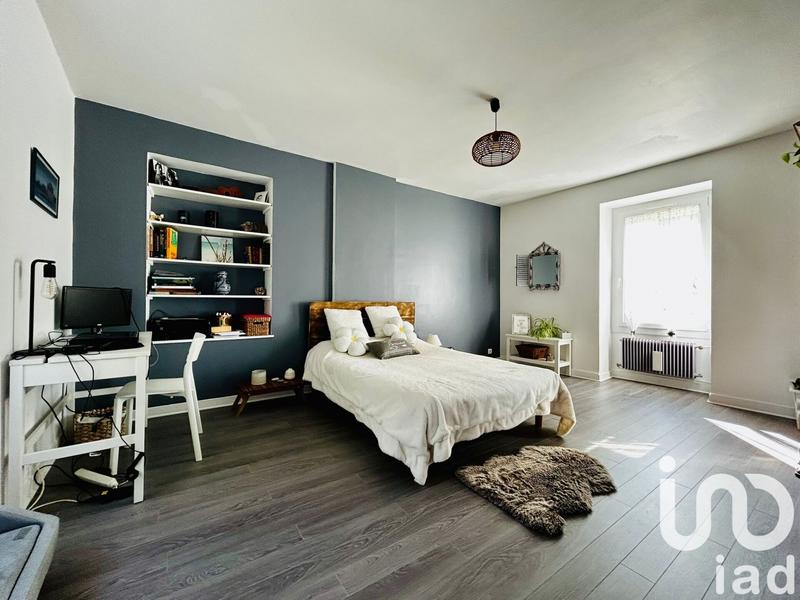 Maison - 224 m² - 6 pièces