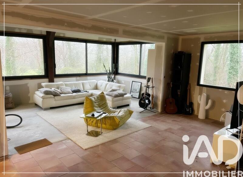 Maison - 205 m² - 5 pièces
