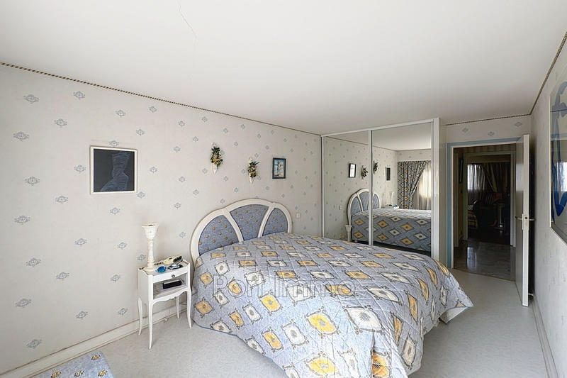 Appartement - 81 m² - 3 pièces