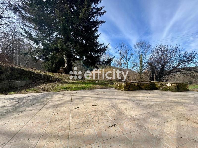 Maison - 178 m² - 5 pièces