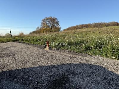 Terrain constructible - 1 610 m²