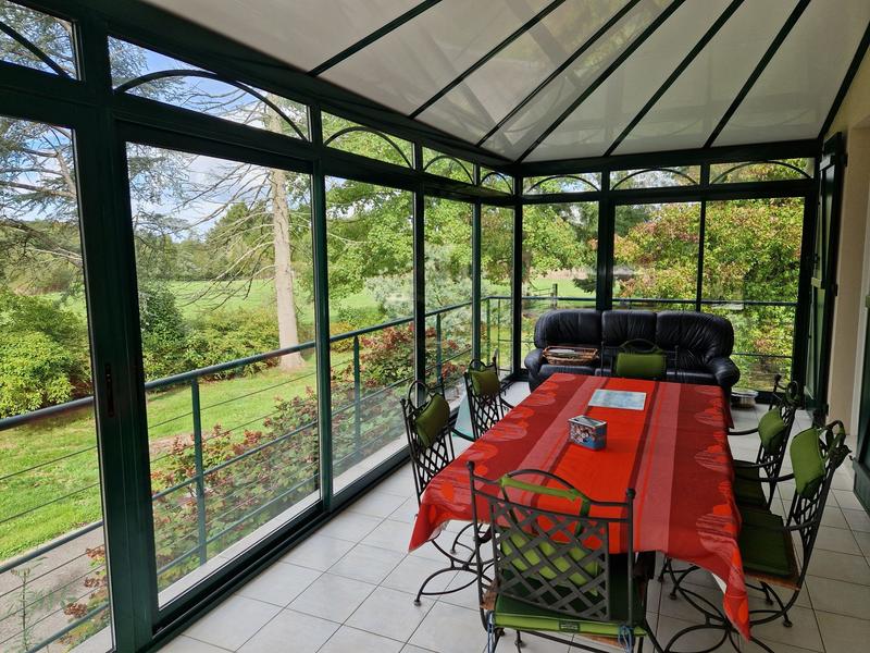 Maison - 185 m² - 7 pièces