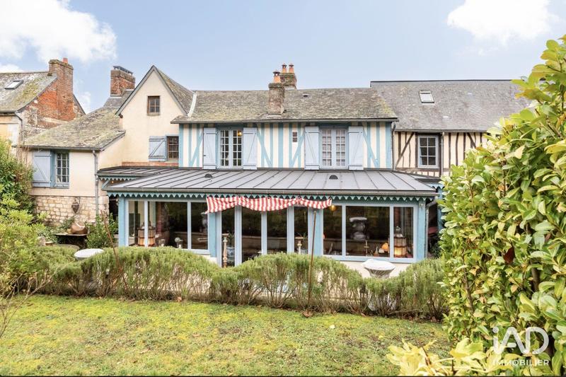 Maison - 150 m² - 4 pièces