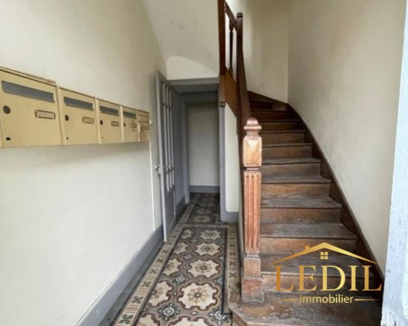 Maison - 259 m² - 8 pièces