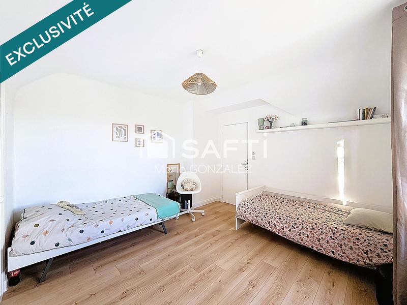 Maison - 121 m² - 6 pièces