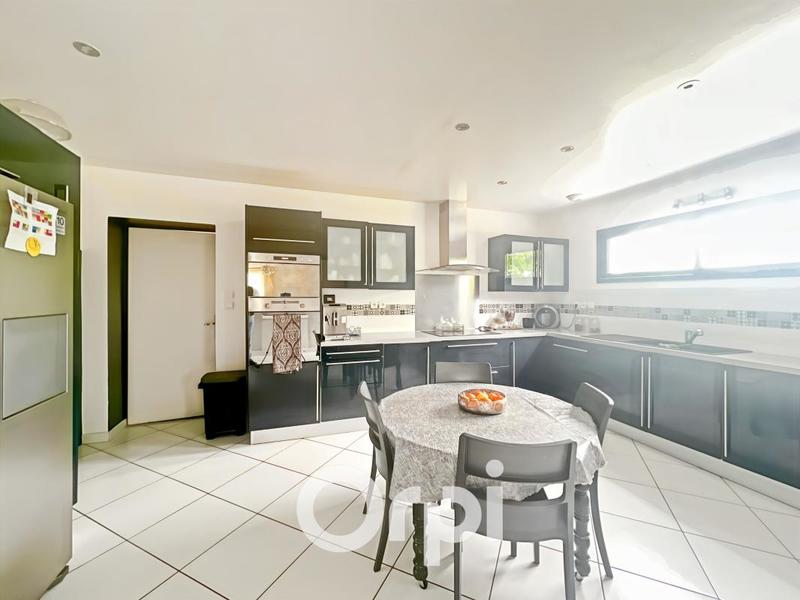 Maison - 147 m² - 5 pièces