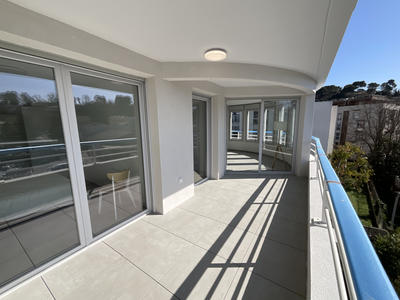 Appartement - 66 m² - 4 pièces