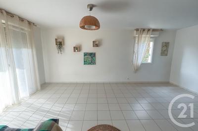 Appartement - 57 m² - 3 pièces