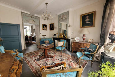 Maison - 229 m² - 6 pièces