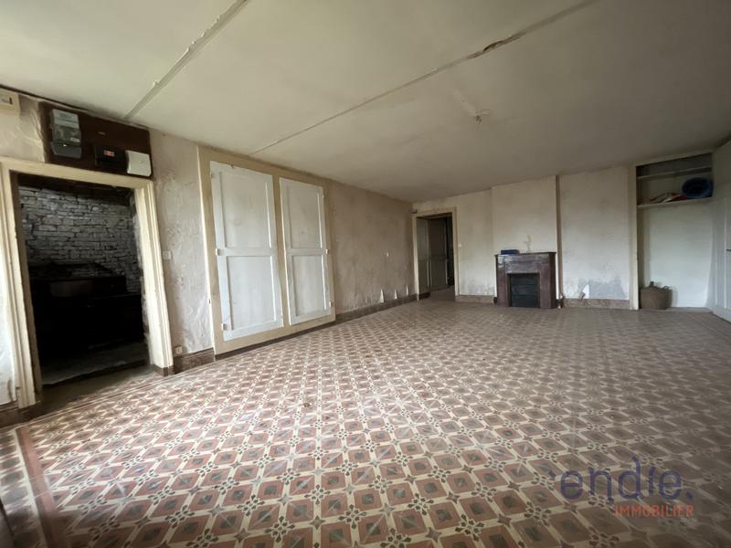 Corps de ferme - 400 m² - 4 pièces