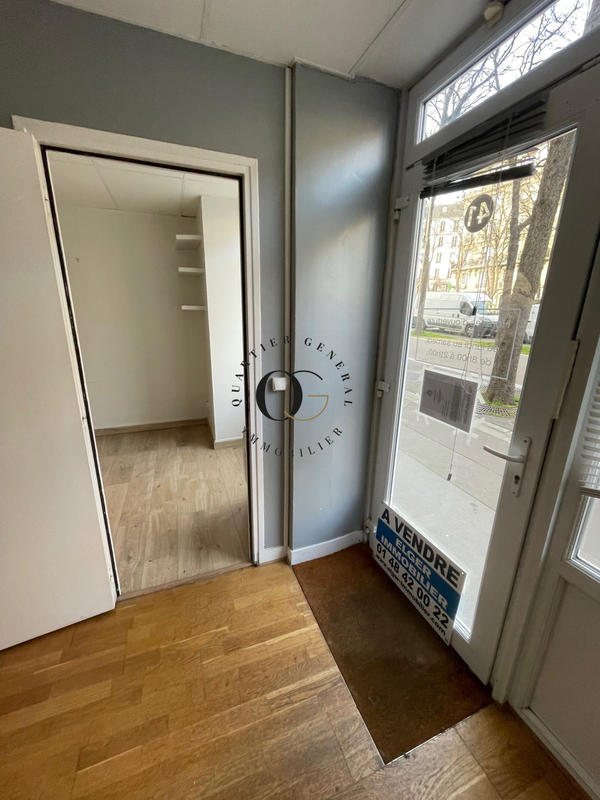 Local d'activités - 38 m² - 3 pièces