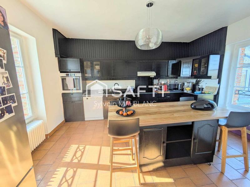 Château - 498 m² - 17 pièces