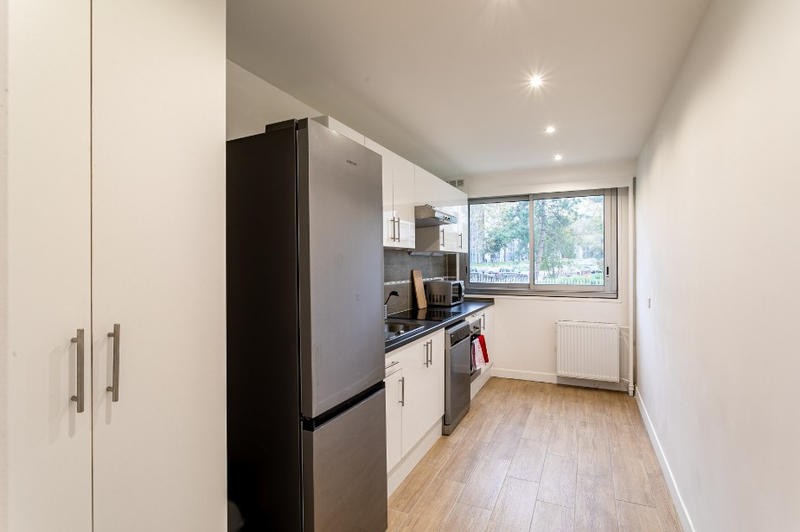 Appartement - 90 m² - 5 pièces