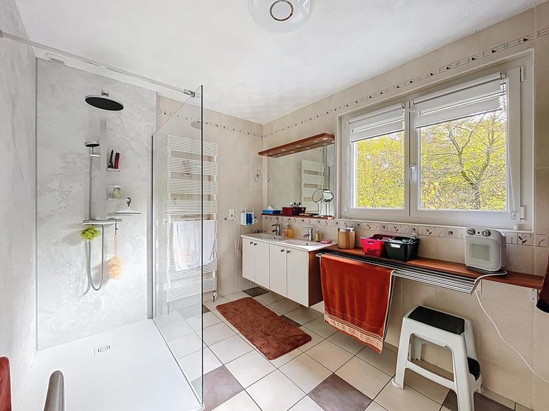 Maison - 178 m² - 8 pièces