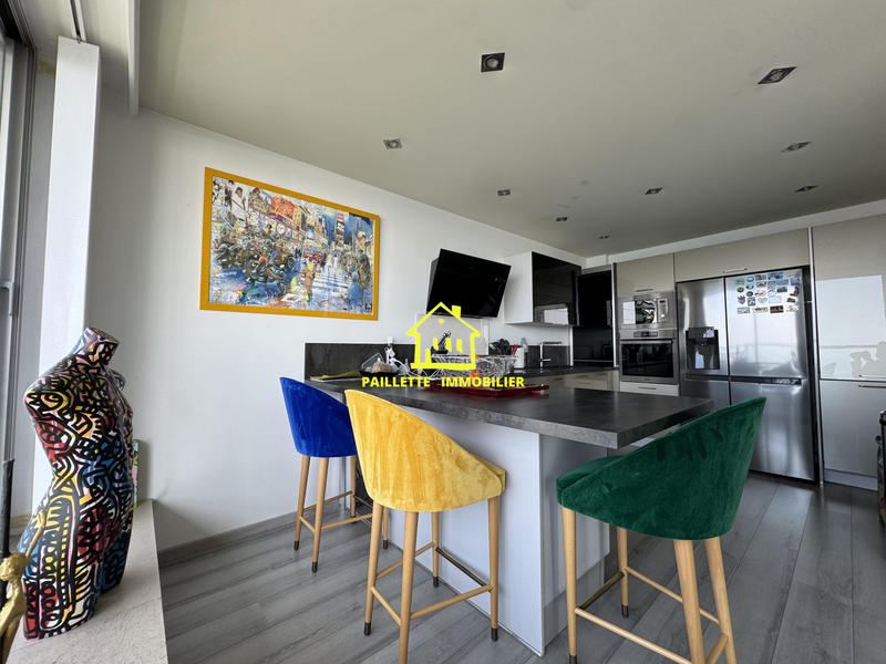 Appartement - 83 m² - 3 pièces