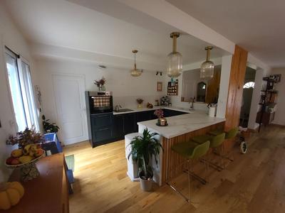 Maison traditionnelle - 110 m² - 5 pièces