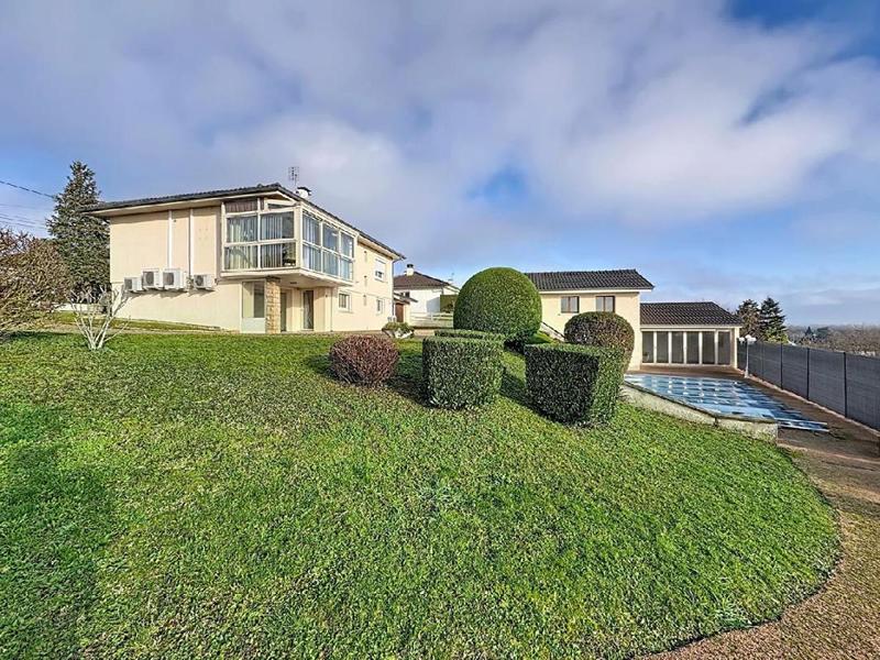 Maison - 154 m² - 8 pièces