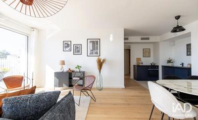 Appartement - 92 m² - 4 pièces