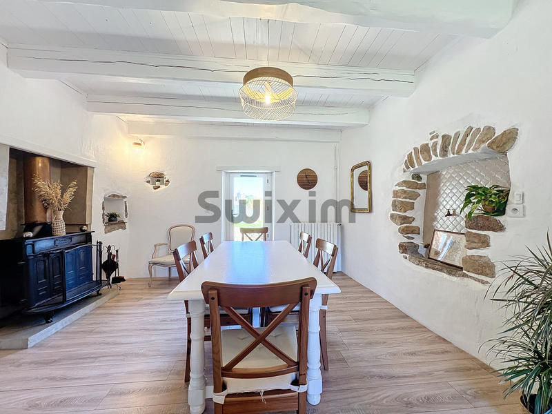 Mas - 161 m² - 7 pièces