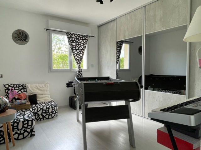 Maison traditionnelle - 149 m² - 5 pièces