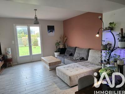 Maison - 88 m² - 4 pièces