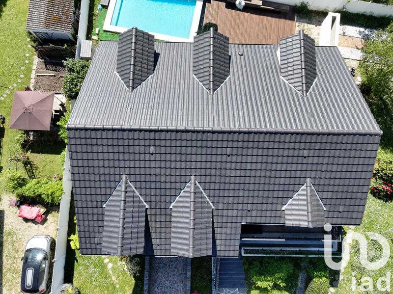 Maison de maîtres - 330 m² - 9 pièces