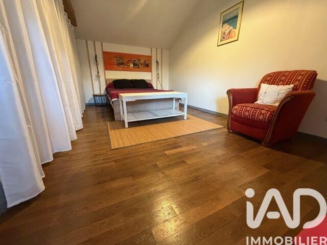 Maison - 224 m² - 7 pièces