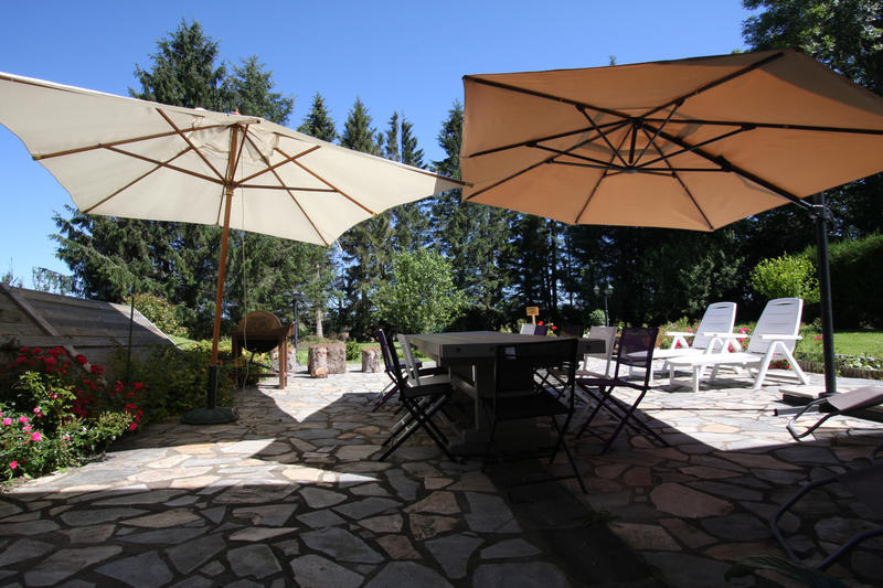 Propriété - 324 m² - 14 pièces