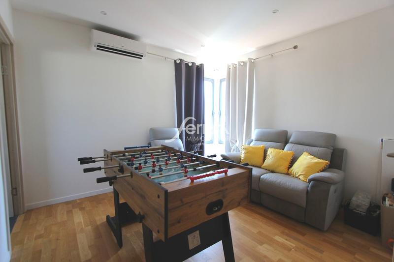 Villa - 152 m² - 4 pièces