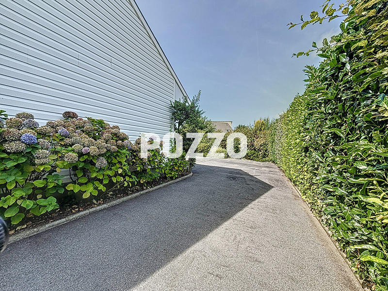 Maison - 133 m² - 8 pièces