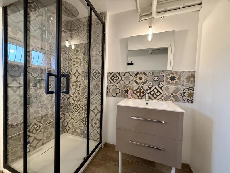 Maison - 265 m² - 12 pièces