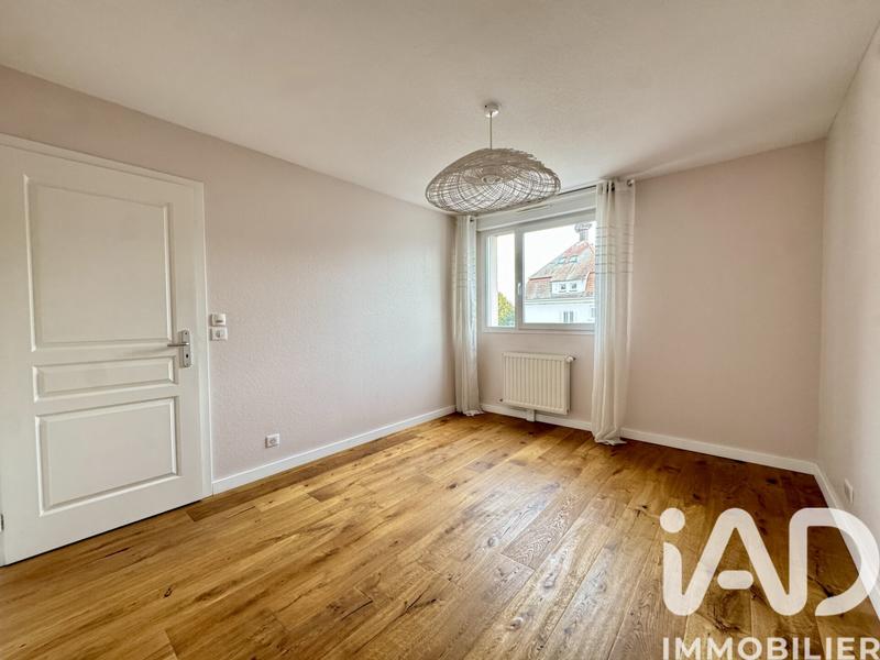 Appartement - 93 m² - 4 pièces