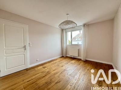 Appartement - 93 m² - 4 pièces