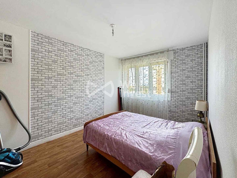 Appartement - 92 m² - 5 pièces