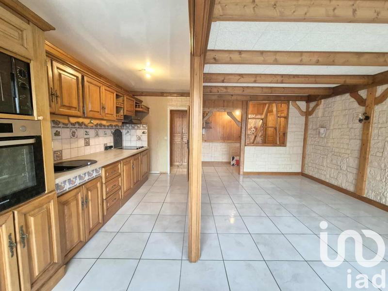 Appartement - 80 m² - 4 pièces